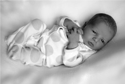 Newborn Photography Session Giveaway